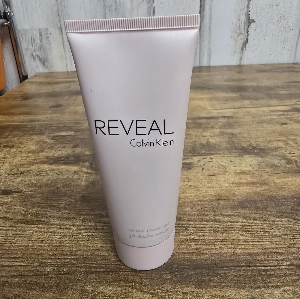 Calvin Klein Reveal Shower Gel 3.4 Oz